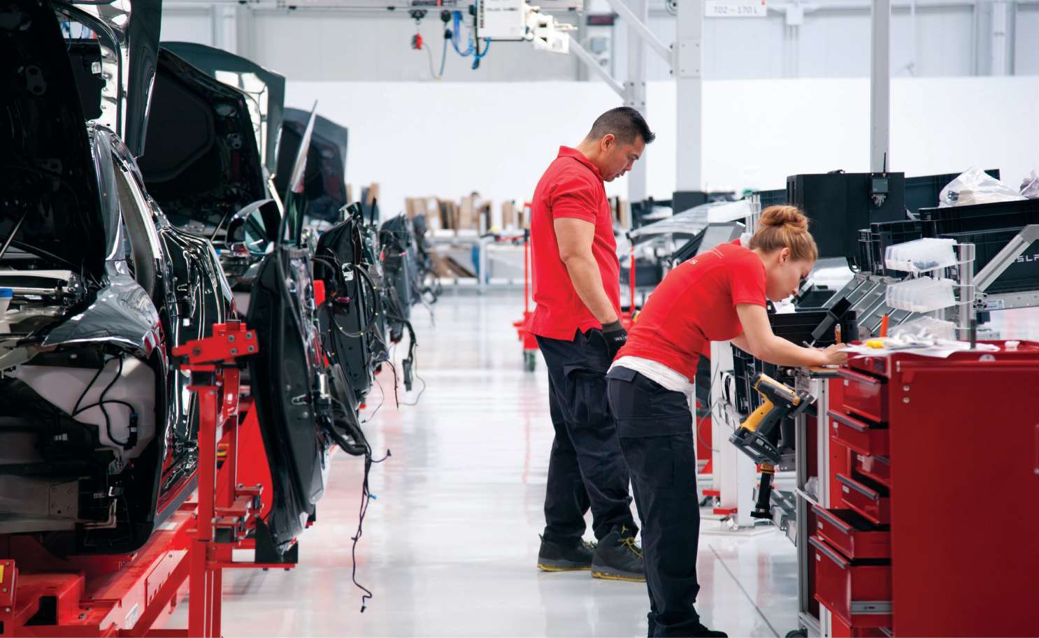 《硅谷钢铁侠：埃隆·马斯克的冒险人生》| 了解马斯克